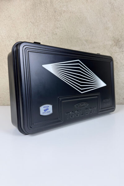 Black Case /// 70HP