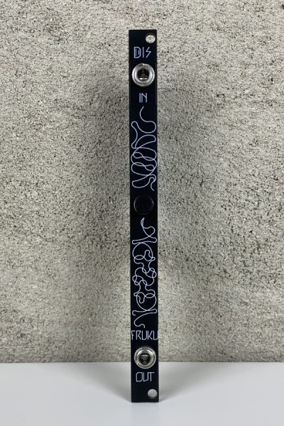Front angle view of the Fruku Dis 2HP Eurorack module